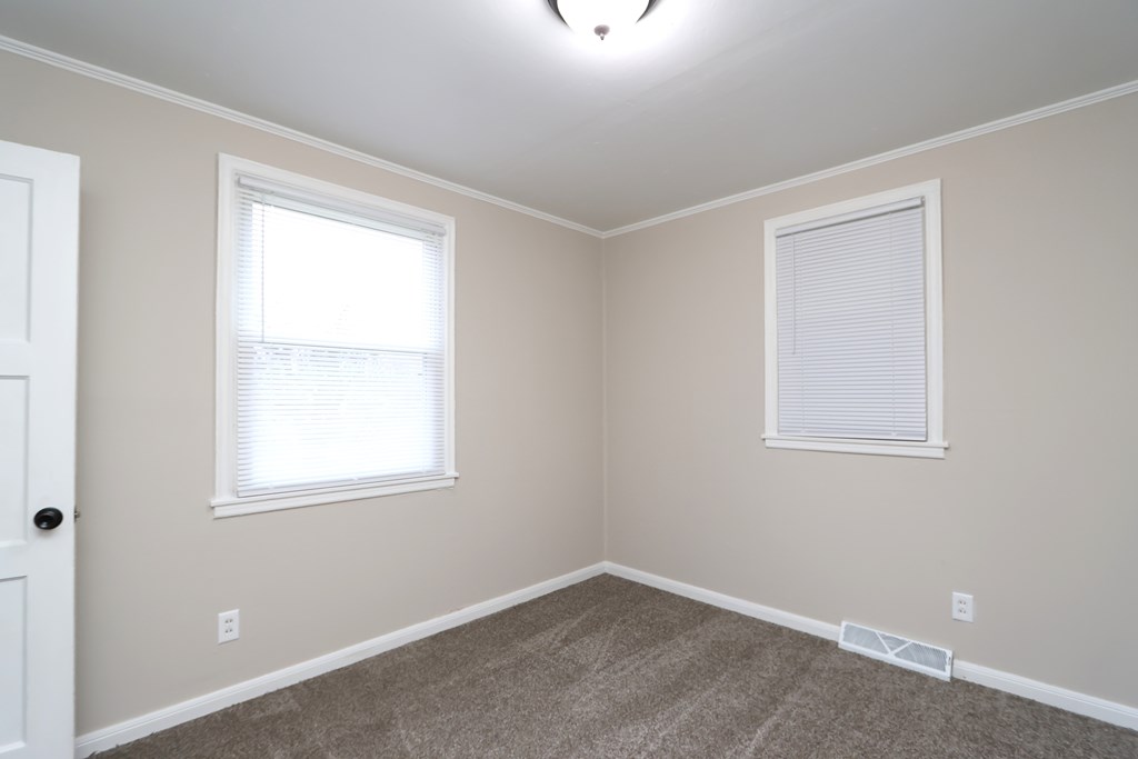 356 Linden Road, Mansfield, Ohio 44903, 3 Bedrooms Bedrooms, ,1 BathroomBathrooms,Residential,For Sale,Linden Road,9070193