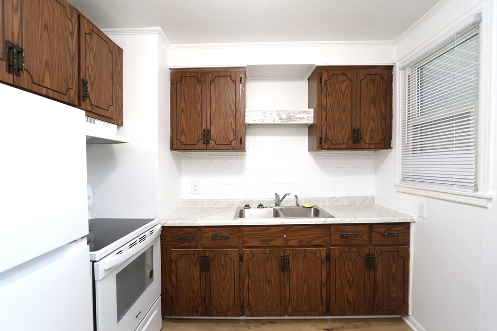 356 Linden Road, Mansfield, Ohio 44903, 3 Bedrooms Bedrooms, ,1 BathroomBathrooms,Residential,For Sale,Linden Road,9070193