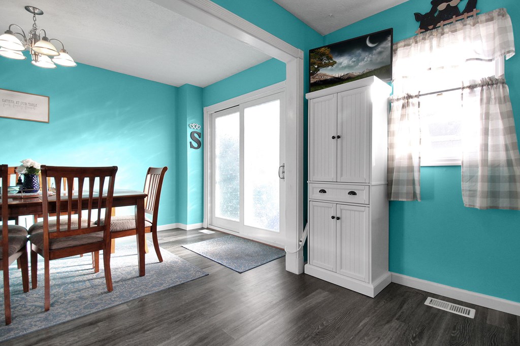 516 Pamlico Street, Columbus, Ohio 43228, 2 Bedrooms Bedrooms, ,1 BathroomBathrooms,Residential,For Sale,Pamlico Street,9070208