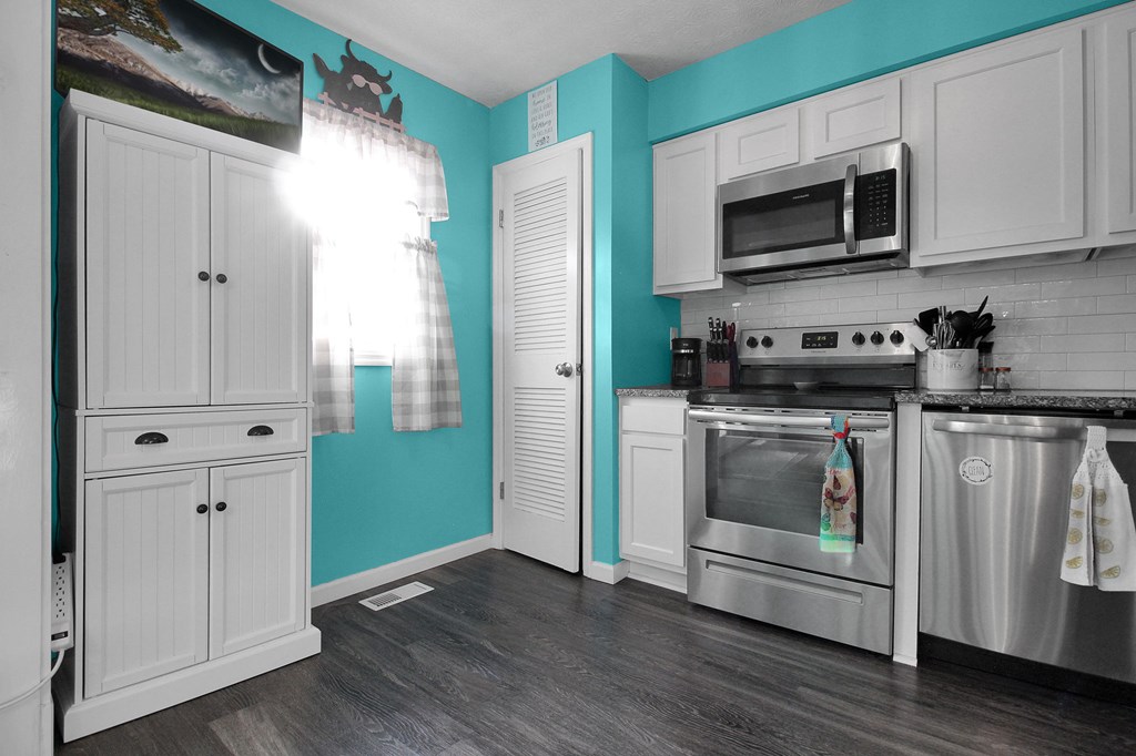 516 Pamlico Street, Columbus, Ohio 43228, 2 Bedrooms Bedrooms, ,1 BathroomBathrooms,Residential,For Sale,Pamlico Street,9070208