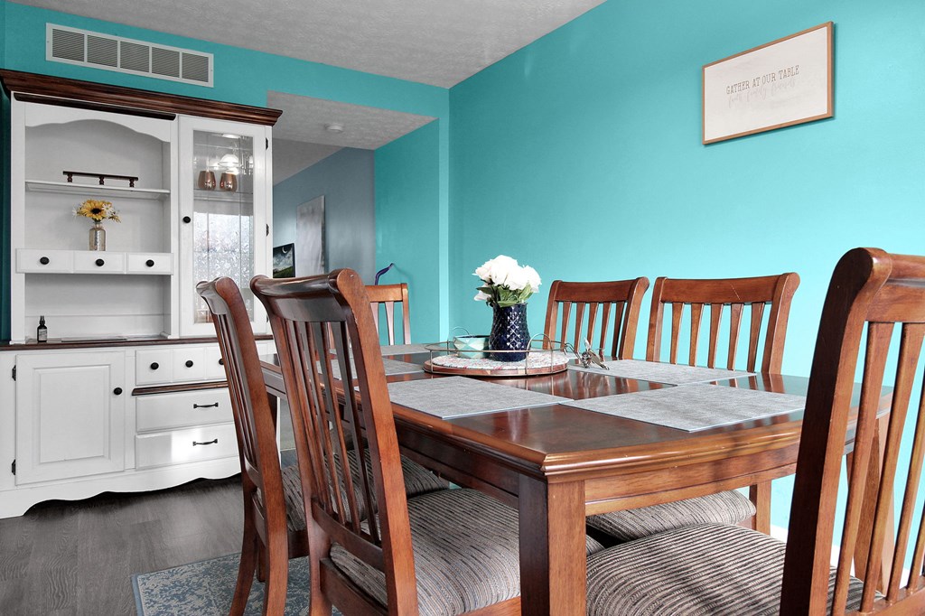 516 Pamlico Street, Columbus, Ohio 43228, 2 Bedrooms Bedrooms, ,1 BathroomBathrooms,Residential,For Sale,Pamlico Street,9070208