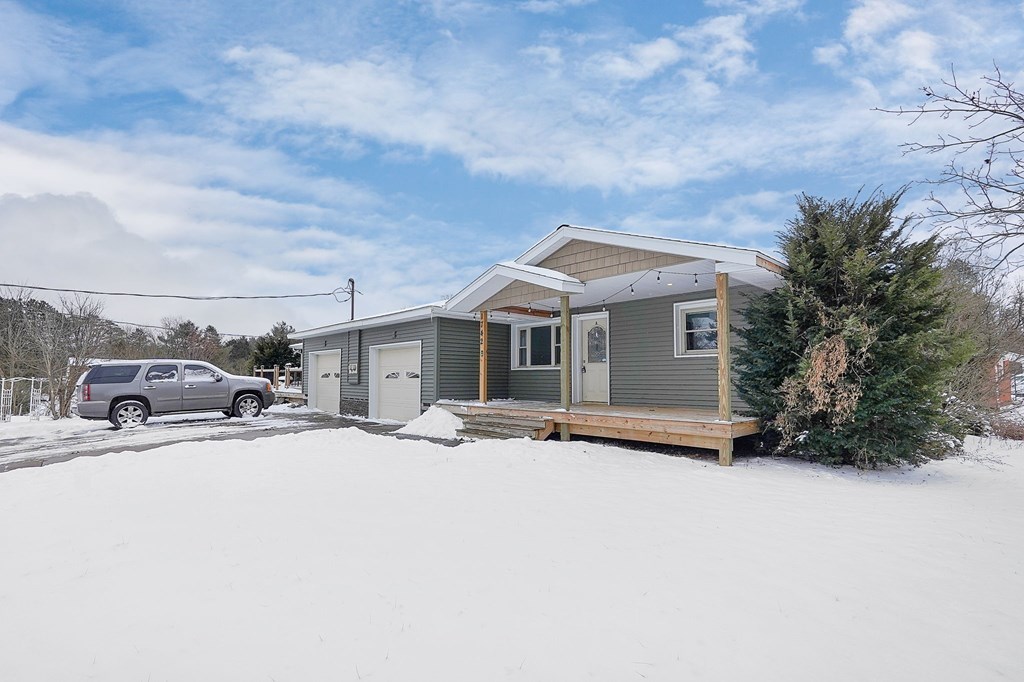 1742 Windsor Road, Mansfield, Ohio 44905, 4 Bedrooms Bedrooms, ,Residential Income,For Sale,Windsor Road,9070214