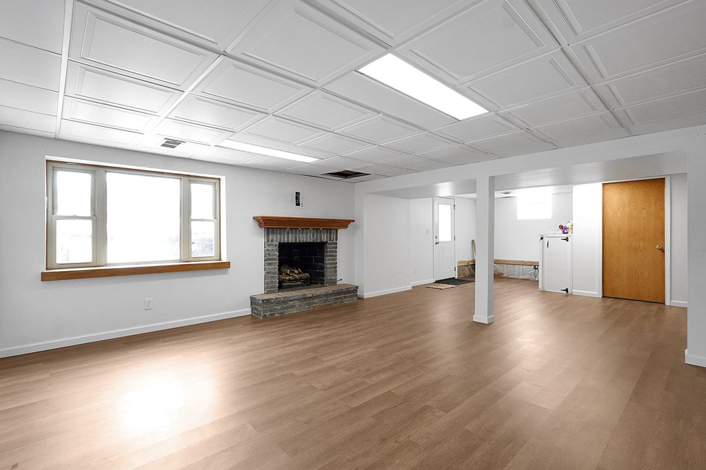 1742 Windsor Road, Mansfield, Ohio 44905, 4 Bedrooms Bedrooms, ,Residential Income,For Sale,Windsor Road,9070214