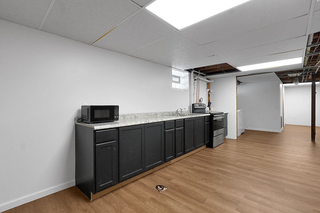 1742 Windsor Road, Mansfield, Ohio 44905, 4 Bedrooms Bedrooms, ,Residential Income,For Sale,Windsor Road,9070214