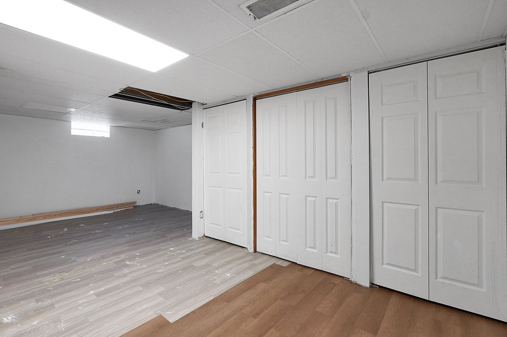 1742 Windsor Road, Mansfield, Ohio 44905, 4 Bedrooms Bedrooms, ,Residential Income,For Sale,Windsor Road,9070214