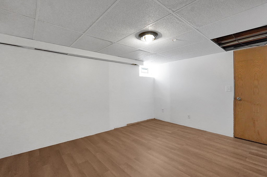 1742 Windsor Road, Mansfield, Ohio 44905, 4 Bedrooms Bedrooms, ,Residential Income,For Sale,Windsor Road,9070214