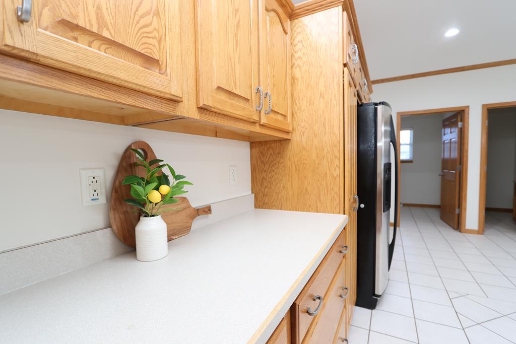 245 Lincoln Court, Plymouth, Ohio 44865, 3 Bedrooms Bedrooms, ,2 BathroomsBathrooms,Residential,For Sale,Lincoln Court,9070215