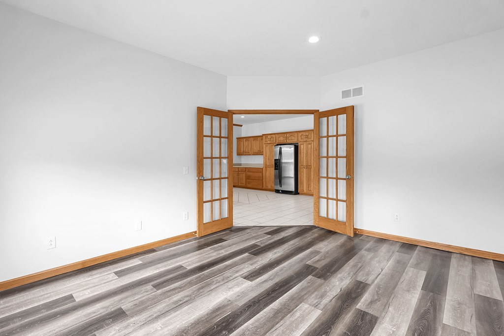 245 Lincoln Court, Plymouth, Ohio 44865, 3 Bedrooms Bedrooms, ,2 BathroomsBathrooms,Residential,For Sale,Lincoln Court,9070215