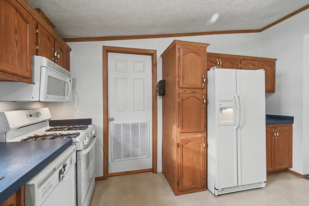88 Hickey Street, Greenwich, Ohio 44837, 3 Bedrooms Bedrooms, ,2 BathroomsBathrooms,Residential,For Sale,Hickey Street,9070217