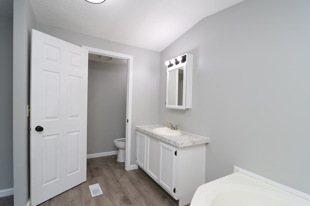 1201 Reid Street, Bucyrus, Ohio 44820, 2 Bedrooms Bedrooms, ,2 BathroomsBathrooms,Residential,For Sale,Reid Street,9070243 1201 Reid Street, Bucyrus, Ohio 44820, 2 Bedrooms Bedrooms, ,2 BathroomsBathrooms,Residential,For Sale,Reid Street,9070243