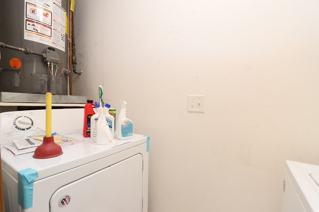 730 Scott Drive, Mansfield, Ohio 44906, 3 Bedrooms Bedrooms, ,2 BathroomsBathrooms,Residential,For Sale,Scott Drive,9070245