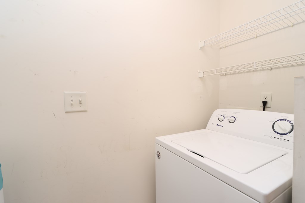 730 Scott Drive, Mansfield, Ohio 44906, 3 Bedrooms Bedrooms, ,2 BathroomsBathrooms,Residential,For Sale,Scott Drive,9070245