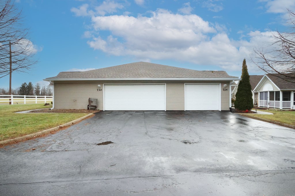 730 Scott Drive, Mansfield, Ohio 44906, 3 Bedrooms Bedrooms, ,2 BathroomsBathrooms,Residential,For Sale,Scott Drive,9070245