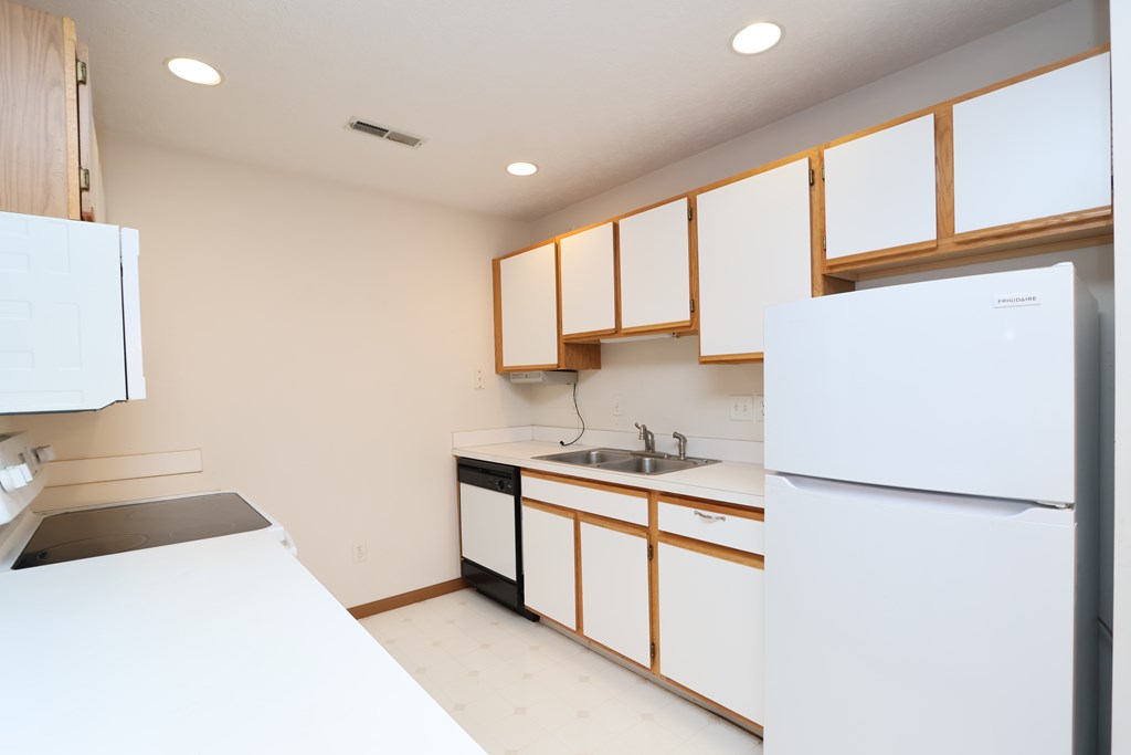 730 Scott Drive, Mansfield, Ohio 44906, 3 Bedrooms Bedrooms, ,2 BathroomsBathrooms,Residential,For Sale,Scott Drive,9070245