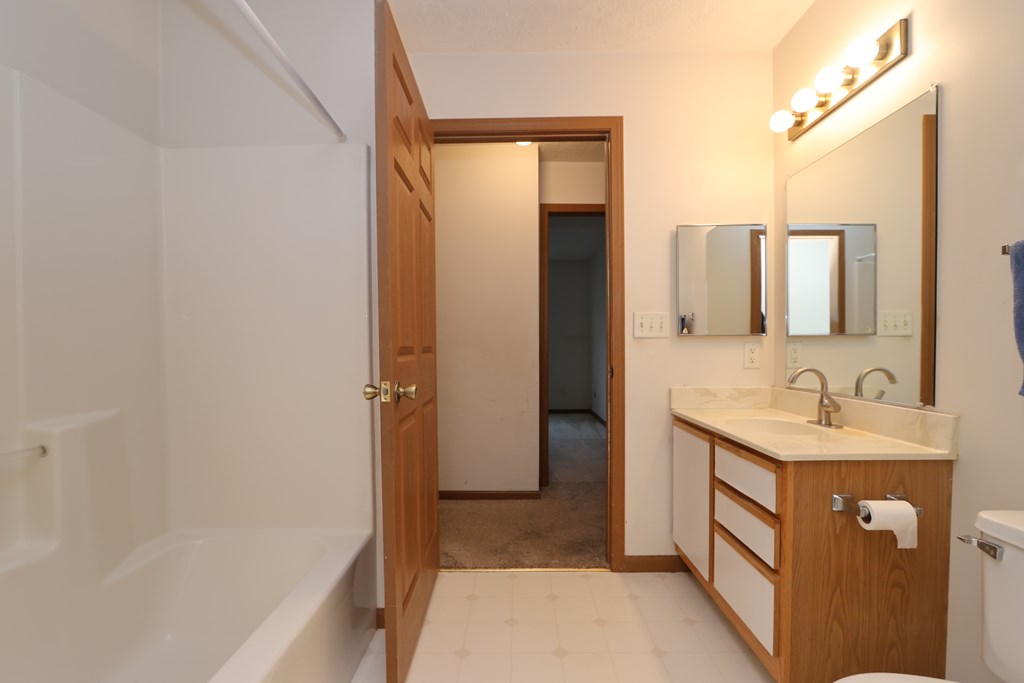 730 Scott Drive, Mansfield, Ohio 44906, 3 Bedrooms Bedrooms, ,2 BathroomsBathrooms,Residential,For Sale,Scott Drive,9070245