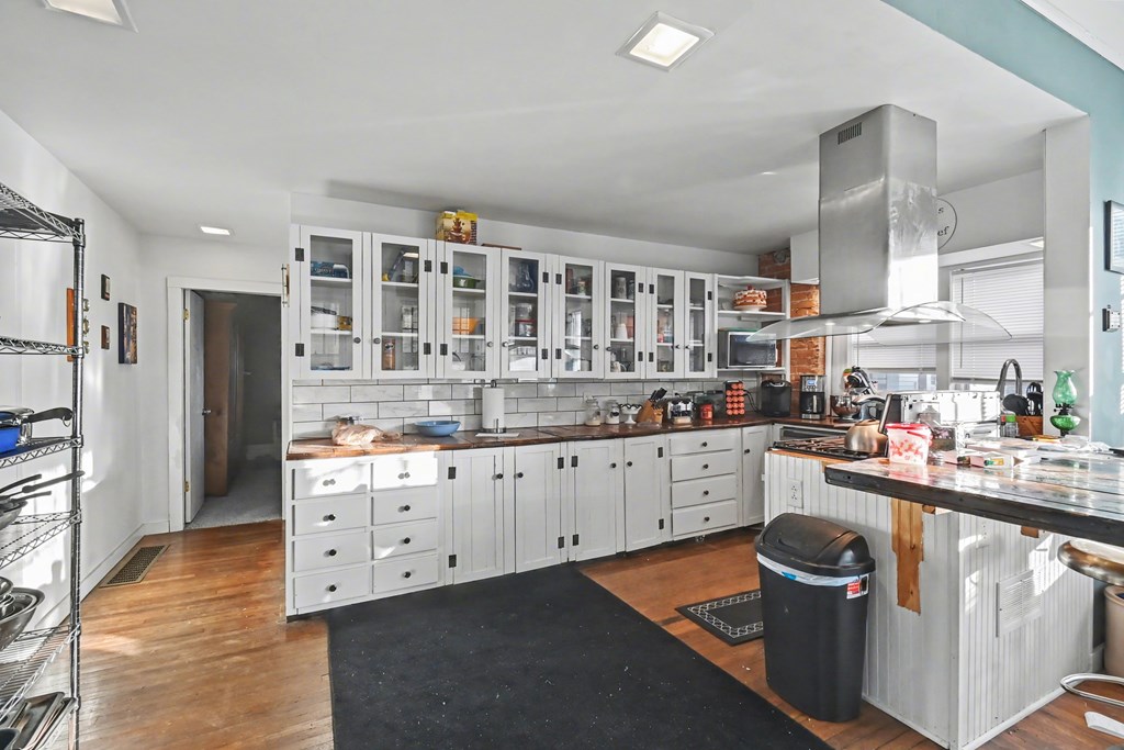 321 N Market Street, Galion, Ohio 44833, 5 Bedrooms Bedrooms, ,2 BathroomsBathrooms,Residential,For Sale,Market Street,9070264