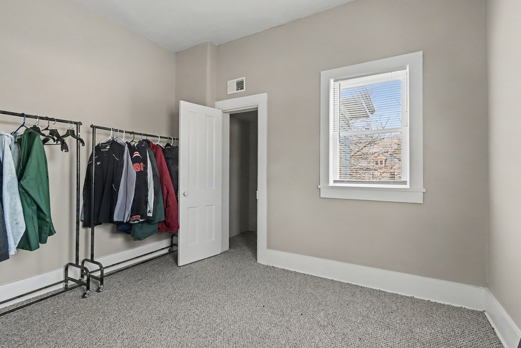 321 N Market Street, Galion, Ohio 44833, 5 Bedrooms Bedrooms, ,2 BathroomsBathrooms,Residential,For Sale,Market Street,9070264