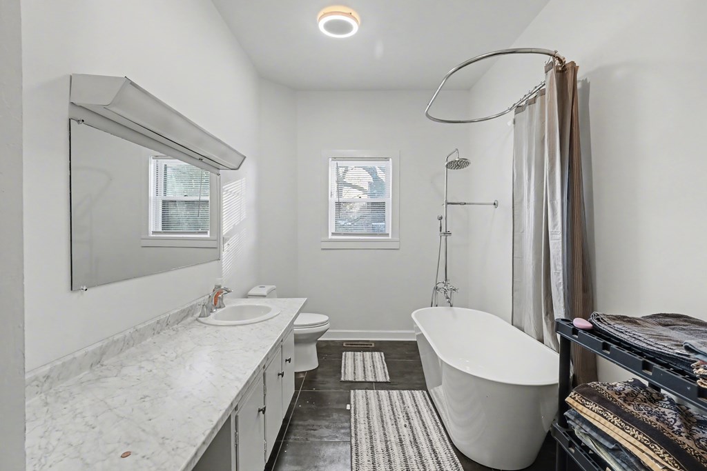 321 N Market Street, Galion, Ohio 44833, 5 Bedrooms Bedrooms, ,2 BathroomsBathrooms,Residential,For Sale,Market Street,9070264