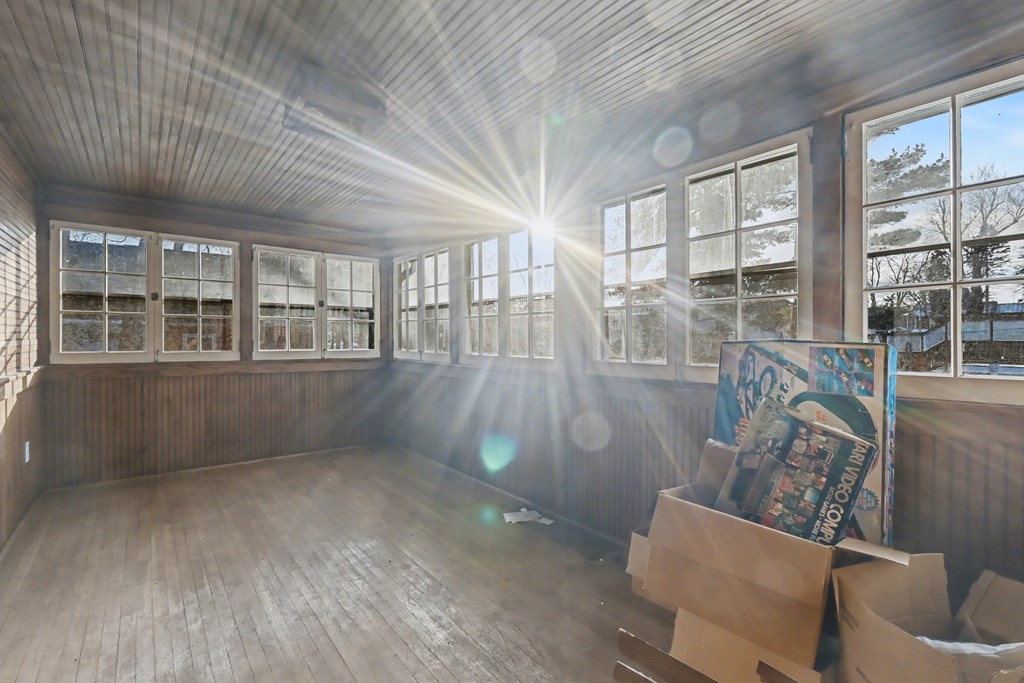 321 N Market Street, Galion, Ohio 44833, 5 Bedrooms Bedrooms, ,2 BathroomsBathrooms,Residential,For Sale,Market Street,9070264