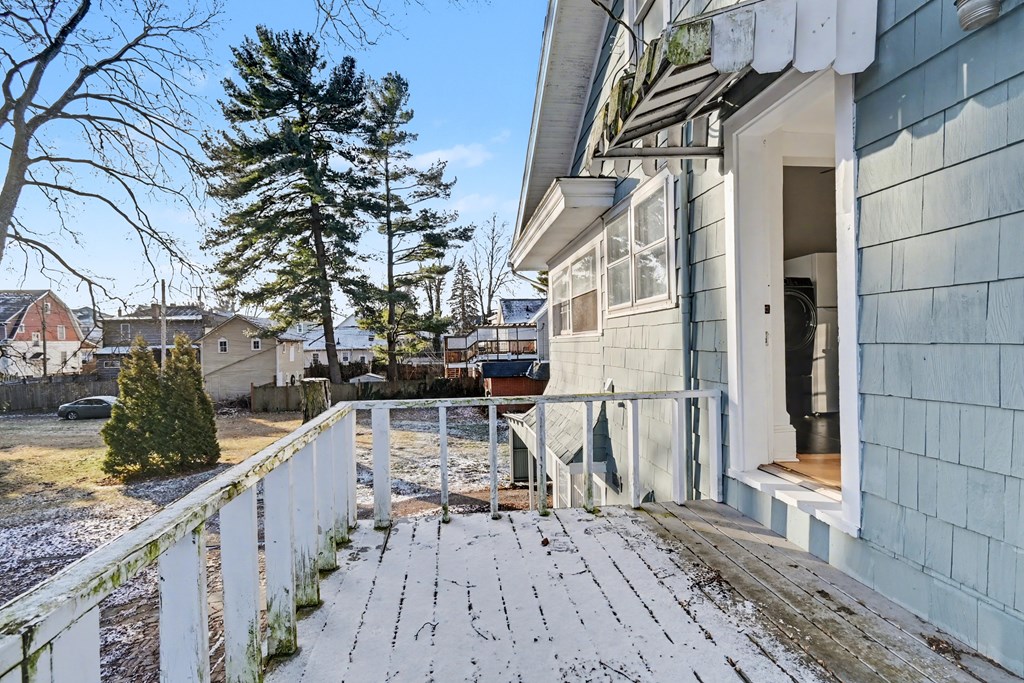 321 N Market Street, Galion, Ohio 44833, 5 Bedrooms Bedrooms, ,2 BathroomsBathrooms,Residential,For Sale,Market Street,9070264