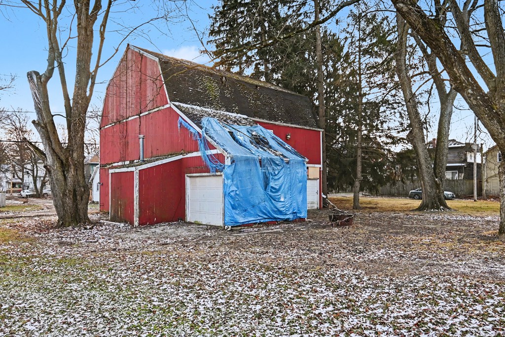 321 N Market Street, Galion, Ohio 44833, 5 Bedrooms Bedrooms, ,2 BathroomsBathrooms,Residential,For Sale,Market Street,9070264