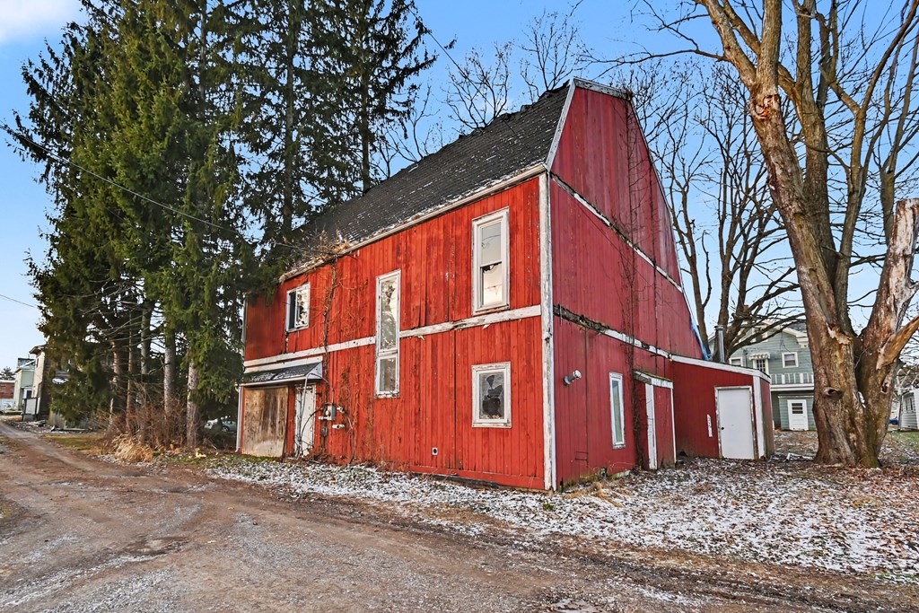 321 N Market Street, Galion, Ohio 44833, 5 Bedrooms Bedrooms, ,2 BathroomsBathrooms,Residential,For Sale,Market Street,9070264