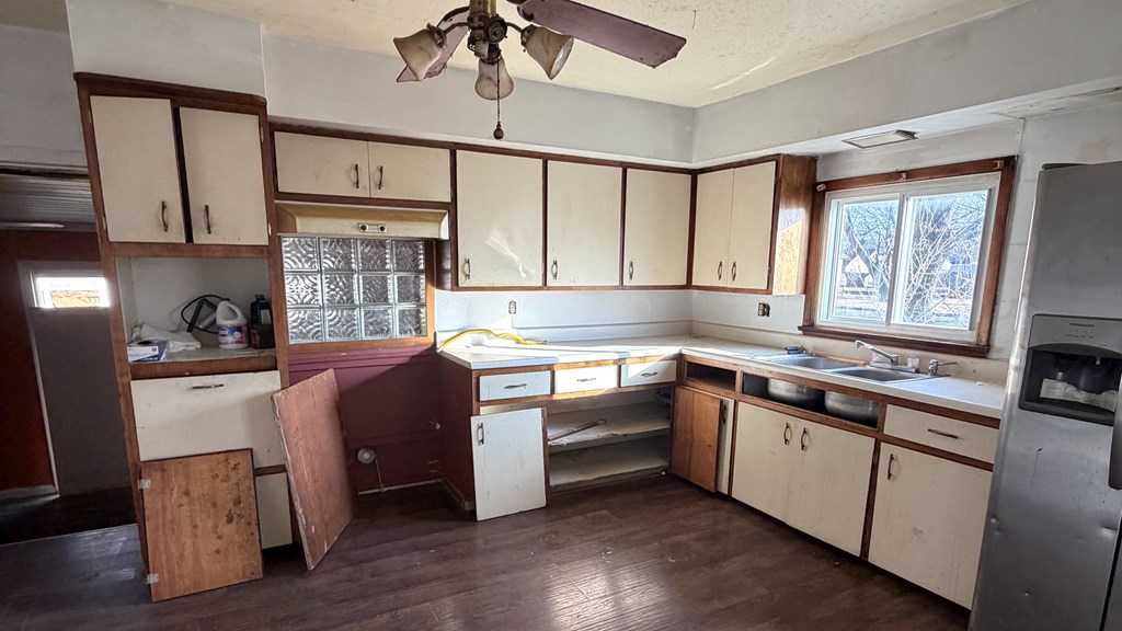 1430 Pearl Street, Sandusky, Ohio 44870, 3 Bedrooms Bedrooms, ,1 BathroomBathrooms,Residential,For Sale,Pearl Street,9070288