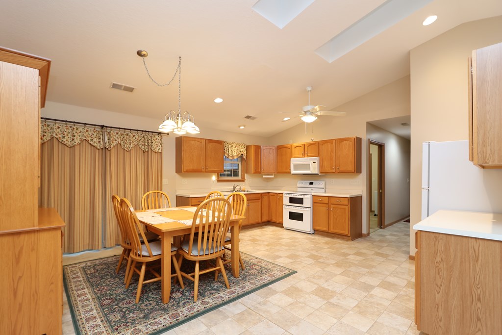 1105 Bogey Drive, Mansfield, Ohio 44903, 2 Bedrooms Bedrooms, ,2 BathroomsBathrooms,Residential,For Sale,Bogey Drive,9070291