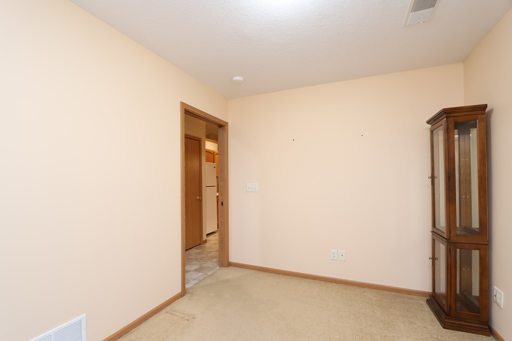 1105 Bogey Drive, Mansfield, Ohio 44903, 2 Bedrooms Bedrooms, ,2 BathroomsBathrooms,Residential,For Sale,Bogey Drive,9070291