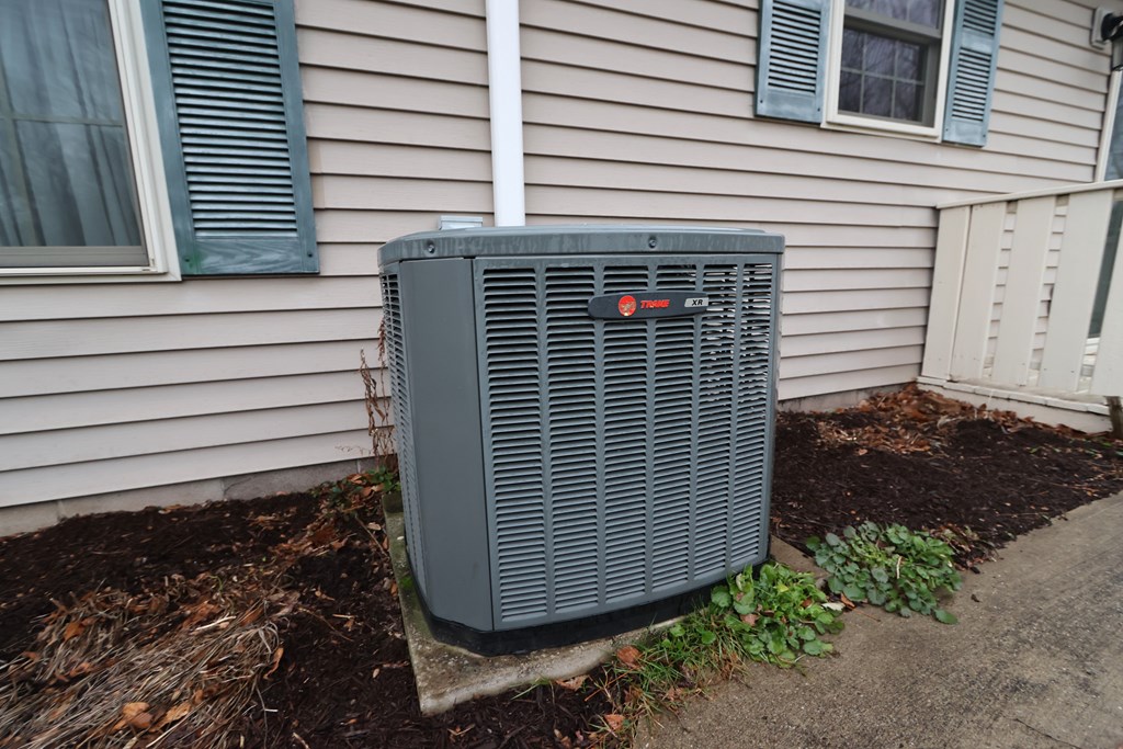 1105 Bogey Drive, Mansfield, Ohio 44903, 2 Bedrooms Bedrooms, ,2 BathroomsBathrooms,Residential,For Sale,Bogey Drive,9070291