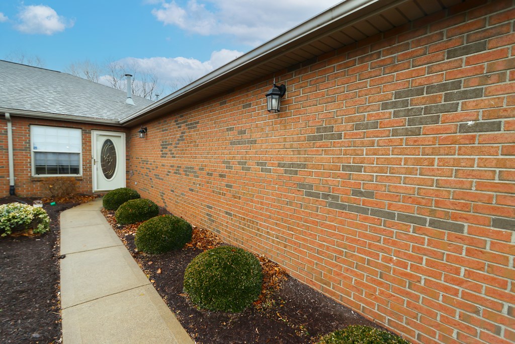 1105 Bogey Drive, Mansfield, Ohio 44903, 2 Bedrooms Bedrooms, ,2 BathroomsBathrooms,Residential,For Sale,Bogey Drive,9070291