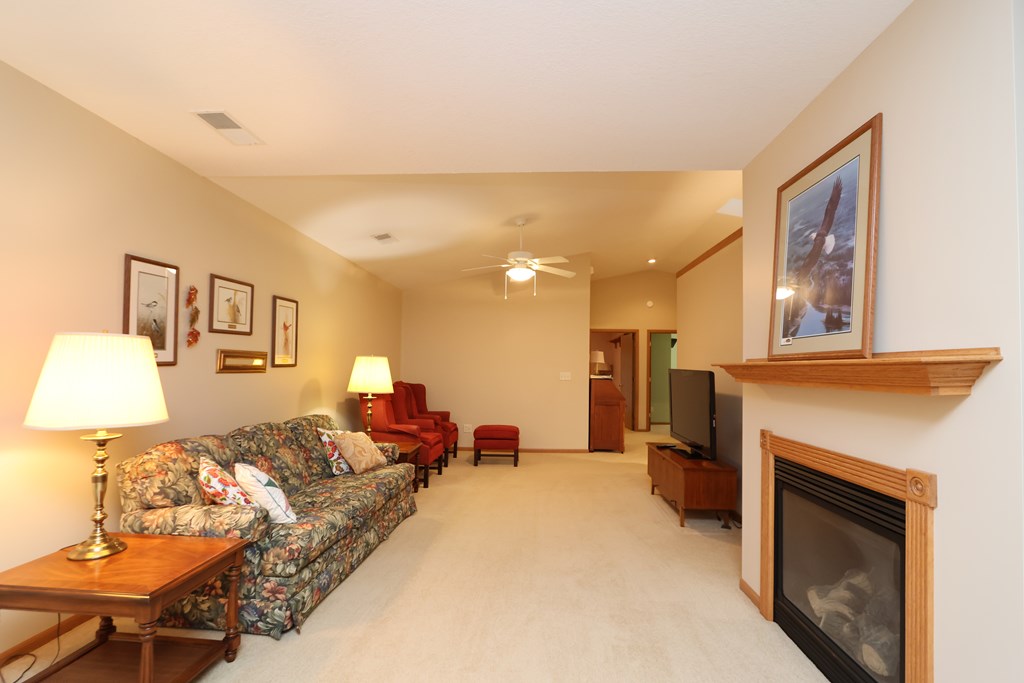 1105 Bogey Drive, Mansfield, Ohio 44903, 2 Bedrooms Bedrooms, ,2 BathroomsBathrooms,Residential,For Sale,Bogey Drive,9070291