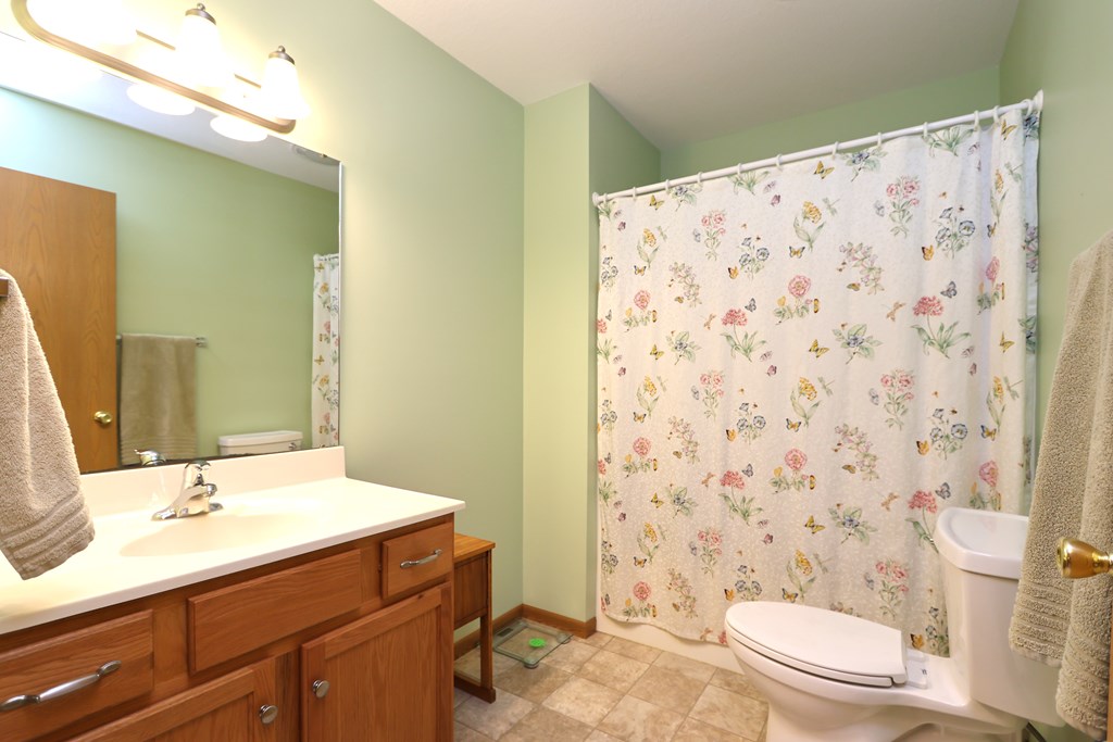 1105 Bogey Drive, Mansfield, Ohio 44903, 2 Bedrooms Bedrooms, ,2 BathroomsBathrooms,Residential,For Sale,Bogey Drive,9070291