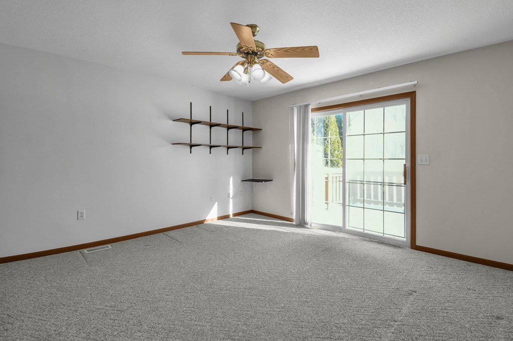 37 Riverview Drive, Shelby, Ohio 44875, 3 Bedrooms Bedrooms, ,2 BathroomsBathrooms,Residential,For Sale,Riverview Drive,9070302 37 Riverview Drive, Shelby, Ohio 44875, 3 Bedrooms Bedrooms, ,2 BathroomsBathrooms,Residential,For Sale,Riverview Drive,9070302