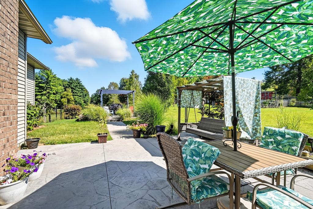 2735 Millsboro Road, Mansfield, Ohio 44903, 4 Bedrooms Bedrooms, ,3 BathroomsBathrooms,Residential,For Sale,Millsboro Road,9070306