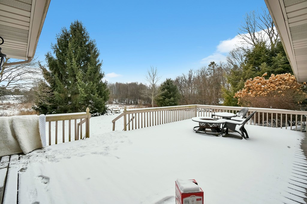 309 Vanderbilt Road, Mansfield, Ohio 44904, 2 Bedrooms Bedrooms, ,2 BathroomsBathrooms,Residential,For Sale,Vanderbilt Road,9070308