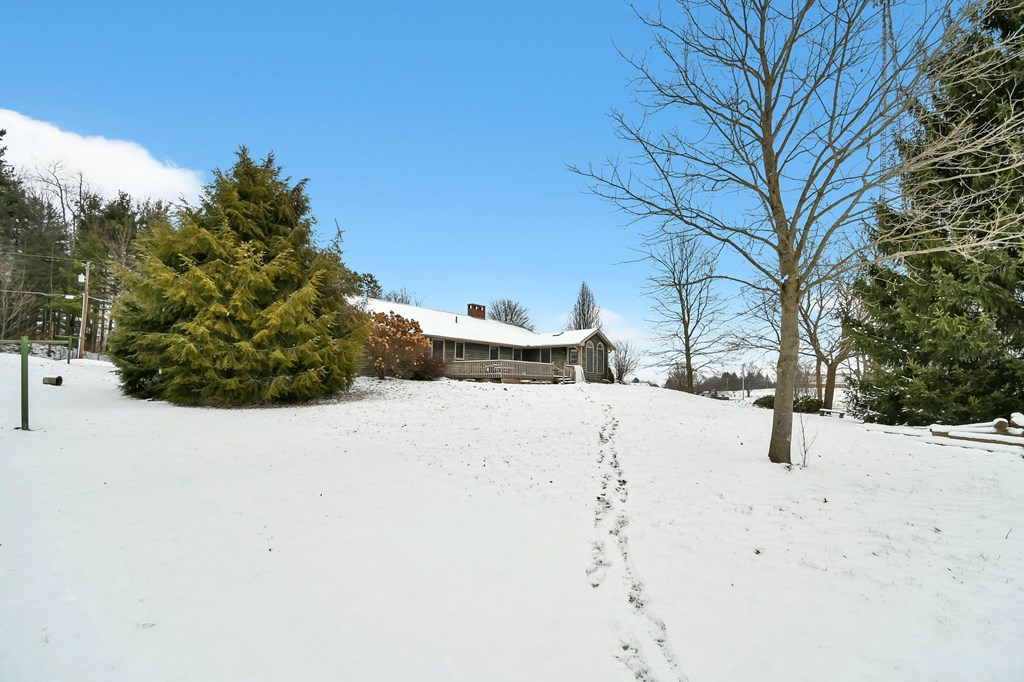 309 Vanderbilt Road, Mansfield, Ohio 44904, 2 Bedrooms Bedrooms, ,2 BathroomsBathrooms,Residential,For Sale,Vanderbilt Road,9070308