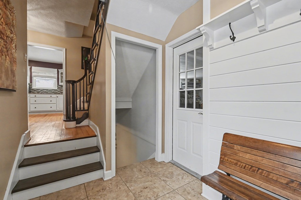 35 E Gaylord Avenue, Shelby, Ohio 44875, 4 Bedrooms Bedrooms, ,3 BathroomsBathrooms,Residential,For Sale,Gaylord Avenue,9070310 35 E Gaylord Avenue, Shelby, Ohio 44875, 4 Bedrooms Bedrooms, ,3 BathroomsBathrooms,Residential,For Sale,Gaylord Avenue,9070310