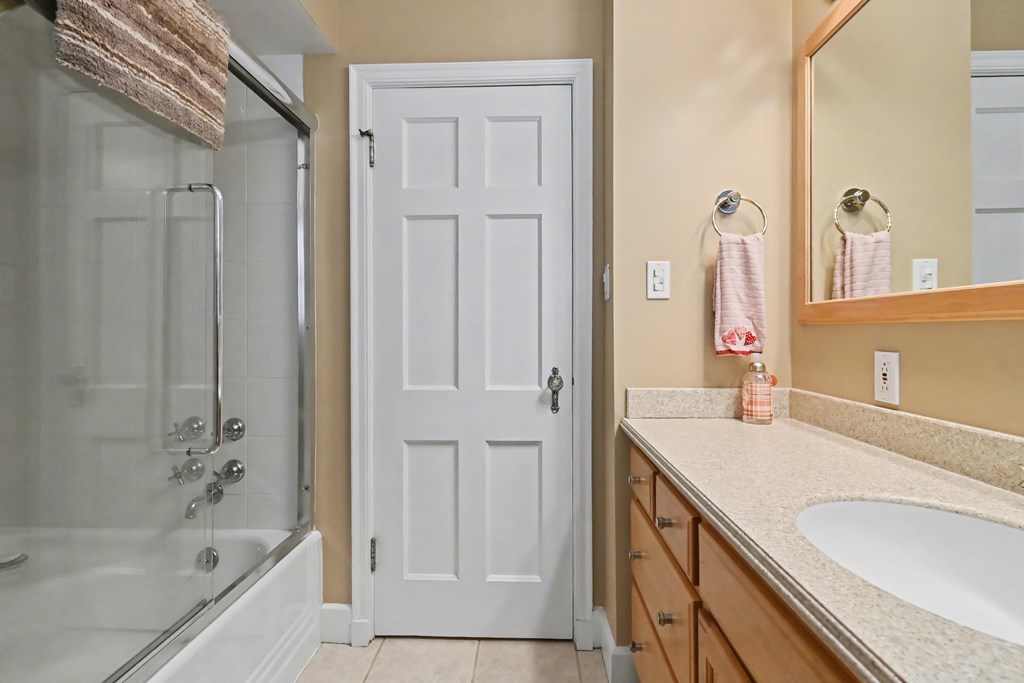 35 E Gaylord Avenue, Shelby, Ohio 44875, 4 Bedrooms Bedrooms, ,3 BathroomsBathrooms,Residential,For Sale,Gaylord Avenue,9070310 35 E Gaylord Avenue, Shelby, Ohio 44875, 4 Bedrooms Bedrooms, ,3 BathroomsBathrooms,Residential,For Sale,Gaylord Avenue,9070310