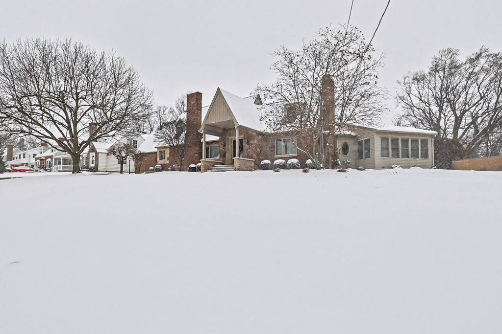 35 E Gaylord Avenue, Shelby, Ohio 44875, 4 Bedrooms Bedrooms, ,3 BathroomsBathrooms,Residential,For Sale,Gaylord Avenue,9070310 35 E Gaylord Avenue, Shelby, Ohio 44875, 4 Bedrooms Bedrooms, ,3 BathroomsBathrooms,Residential,For Sale,Gaylord Avenue,9070310
