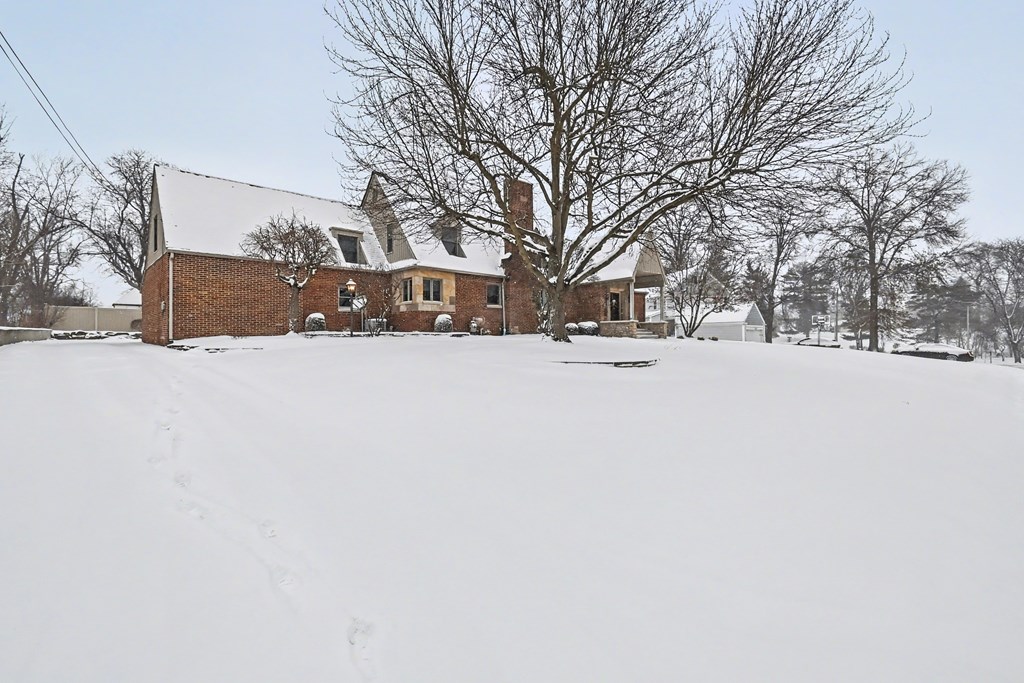 35 E Gaylord Avenue, Shelby, Ohio 44875, 4 Bedrooms Bedrooms, ,3 BathroomsBathrooms,Residential,For Sale,Gaylord Avenue,9070310 35 E Gaylord Avenue, Shelby, Ohio 44875, 4 Bedrooms Bedrooms, ,3 BathroomsBathrooms,Residential,For Sale,Gaylord Avenue,9070310