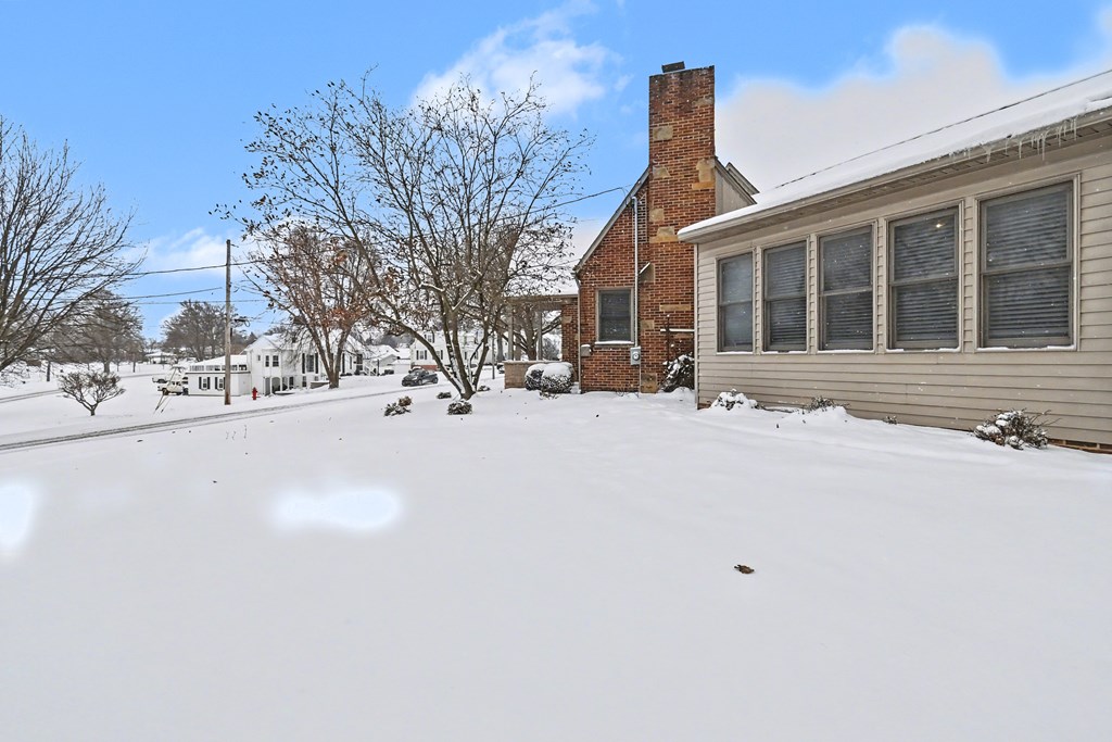 35 E Gaylord Avenue, Shelby, Ohio 44875, 4 Bedrooms Bedrooms, ,3 BathroomsBathrooms,Residential,For Sale,Gaylord Avenue,9070310 35 E Gaylord Avenue, Shelby, Ohio 44875, 4 Bedrooms Bedrooms, ,3 BathroomsBathrooms,Residential,For Sale,Gaylord Avenue,9070310