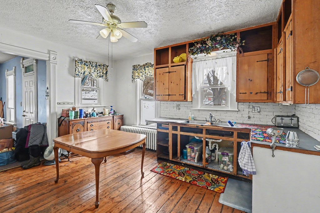 2130 State Route 39, Lucas, Ohio 44843, 4 Bedrooms Bedrooms, ,1 BathroomBathrooms,Residential,For Sale,State Route 39,9070328 2130 State Route 39, Lucas, Ohio 44843, 4 Bedrooms Bedrooms, ,1 BathroomBathrooms,Residential,For Sale,State Route 39,9070328