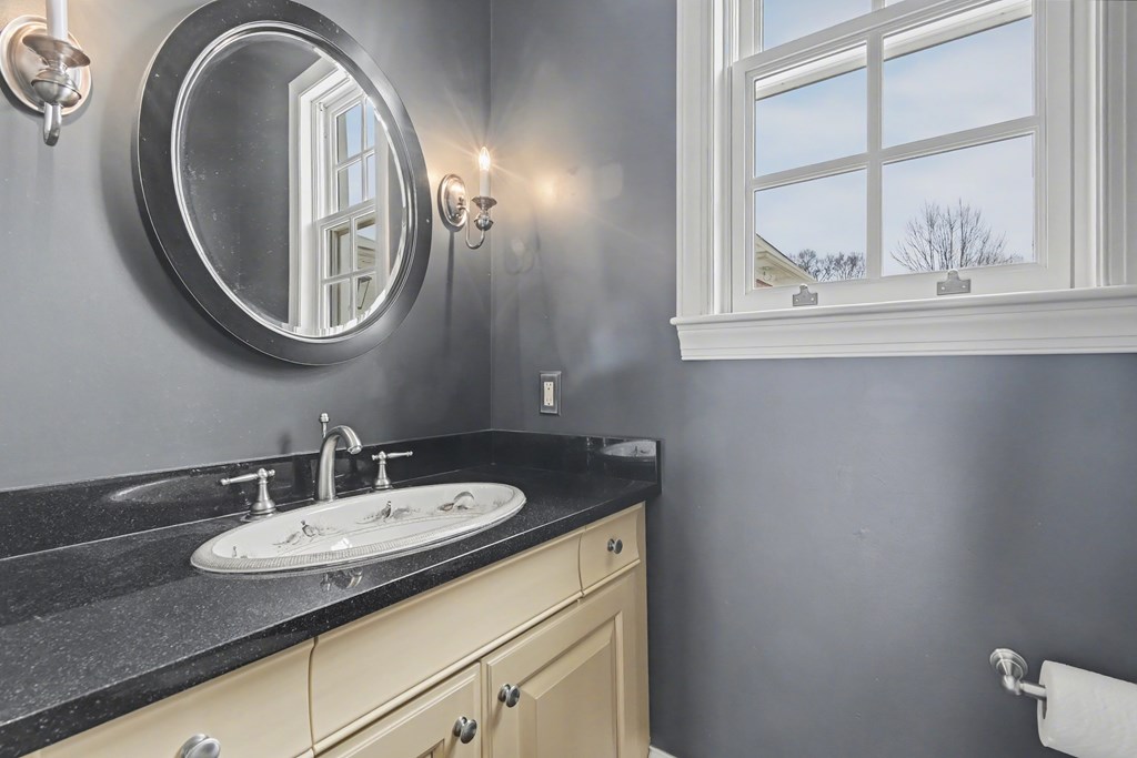 1834 Pin Oak Trail, Mansfield, Ohio 44906, 4 Bedrooms Bedrooms, ,2 BathroomsBathrooms,Residential,For Sale,Pin Oak Trail,9070337