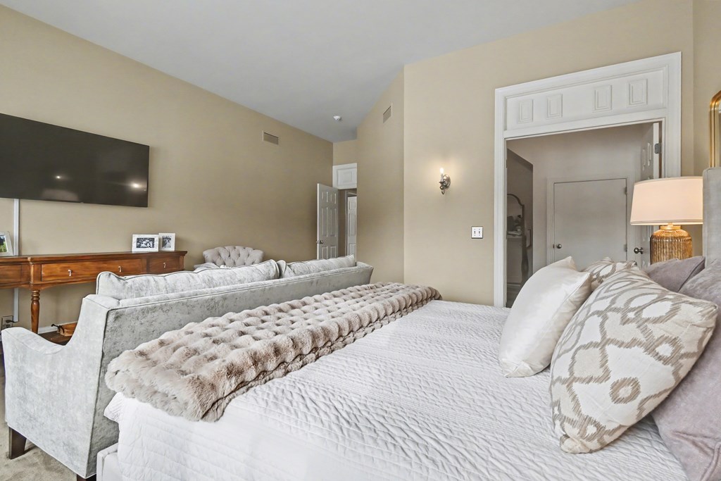 1834 Pin Oak Trail, Mansfield, Ohio 44906, 4 Bedrooms Bedrooms, ,2 BathroomsBathrooms,Residential,For Sale,Pin Oak Trail,9070337