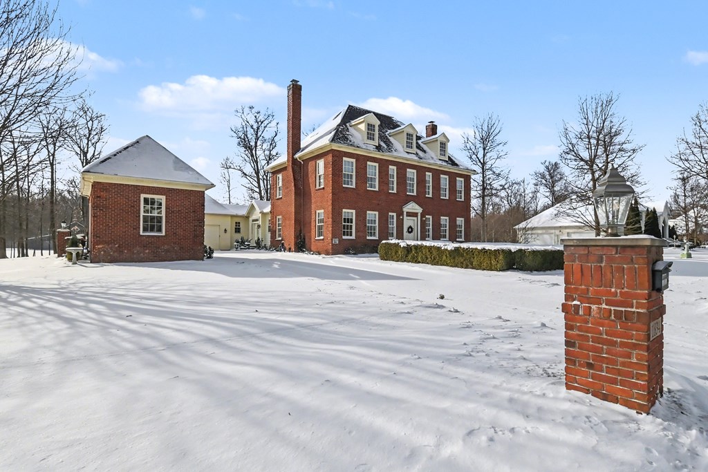 1834 Pin Oak Trail, Mansfield, Ohio 44906, 4 Bedrooms Bedrooms, ,2 BathroomsBathrooms,Residential,For Sale,Pin Oak Trail,9070337