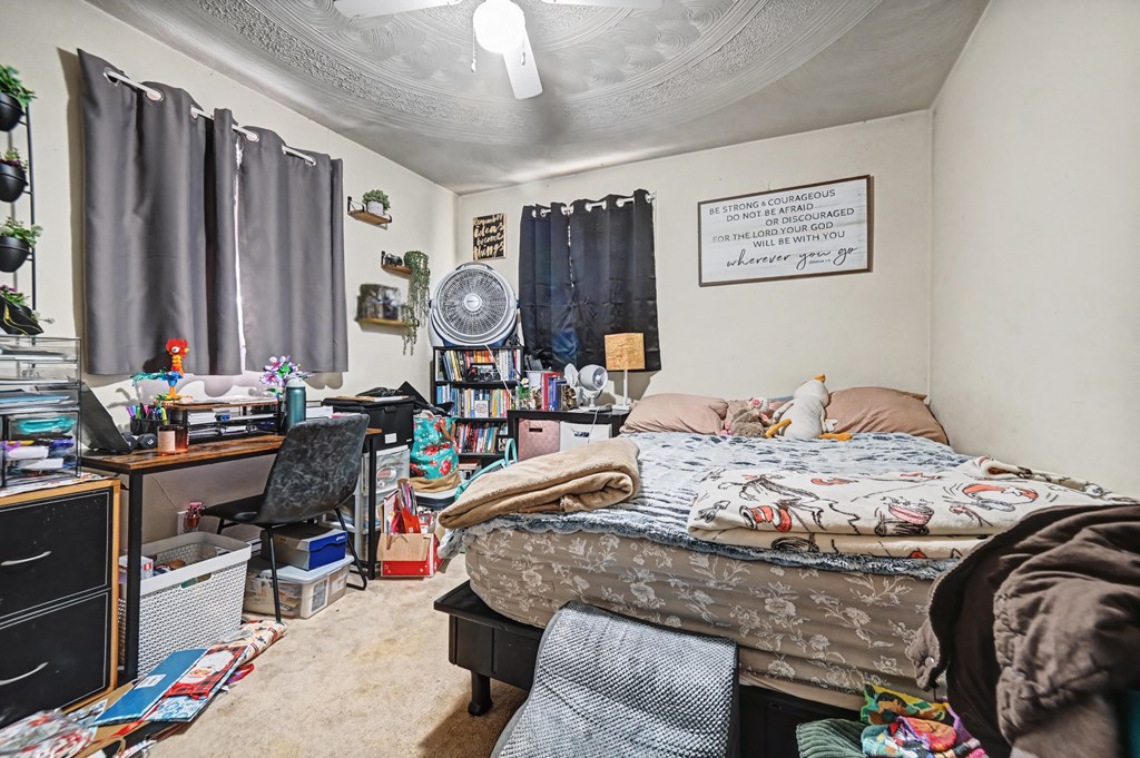 952 - 954 Mayflower Avenue, Mansfield, Ohio 44905, 4 Bedrooms Bedrooms, ,Residential Income,For Sale,- 954 Mayflower Avenue,9070343