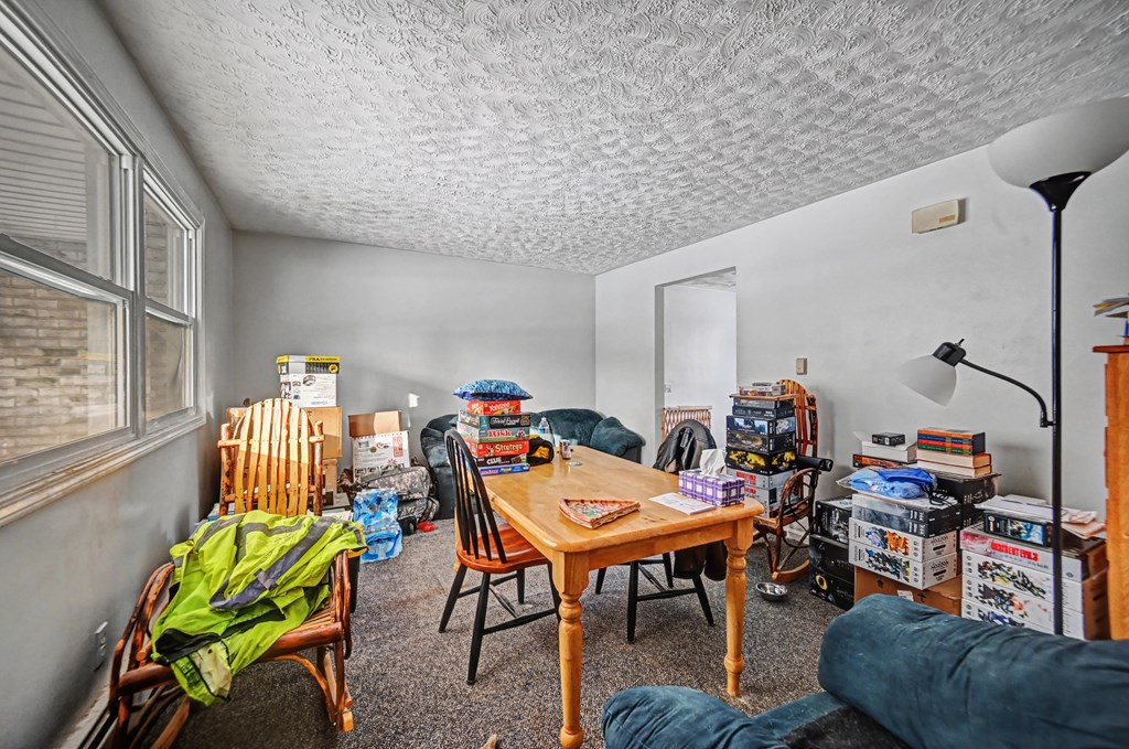 952 - 954 Mayflower Avenue, Mansfield, Ohio 44905, 4 Bedrooms Bedrooms, ,Residential Income,For Sale,- 954 Mayflower Avenue,9070343