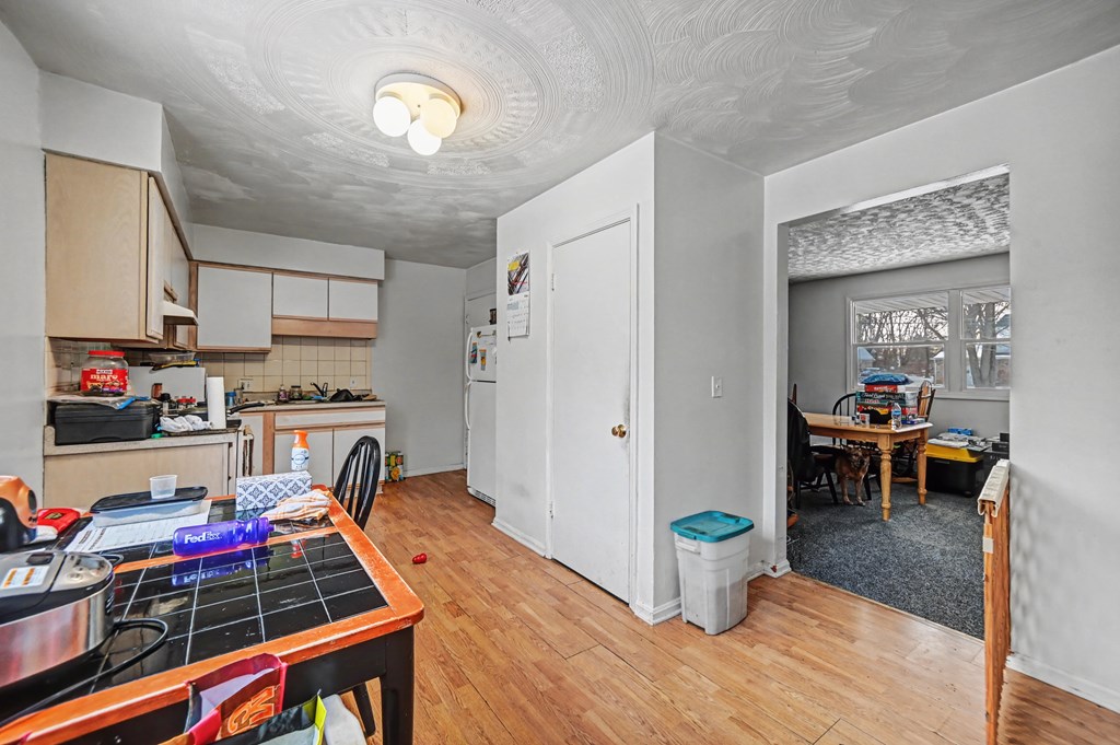 952 - 954 Mayflower Avenue, Mansfield, Ohio 44905, 4 Bedrooms Bedrooms, ,Residential Income,For Sale,- 954 Mayflower Avenue,9070343