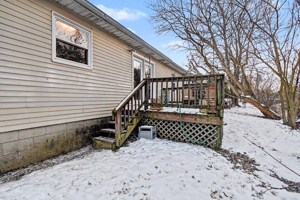 151 West Smiley Avenue Unit C & D, Shelby, Ohio 44875, 4 Bedrooms Bedrooms, ,Residential Income,For Sale,West Smiley Avenue Unit C & D,9070344